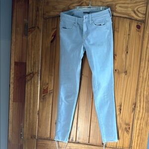 Blue Skinny Jeans with Tapered Leg